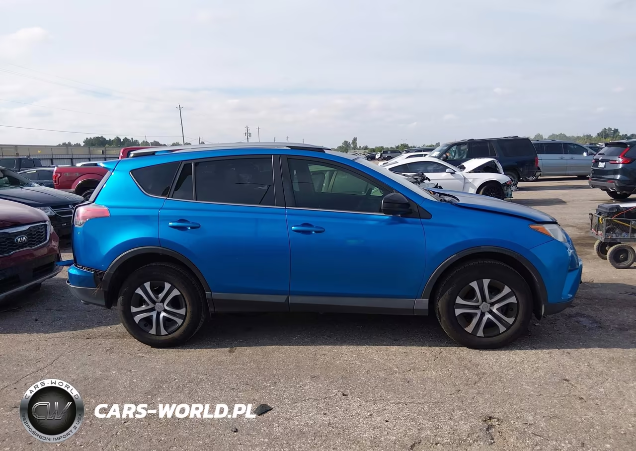 2018 Toyota Rav4 Le VIN:JTMZFREVXJJ205223 - 13