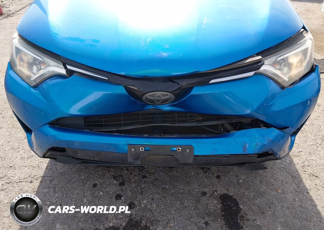 2018 Toyota Rav4 Le VIN:JTMZFREVXJJ205223 - 6