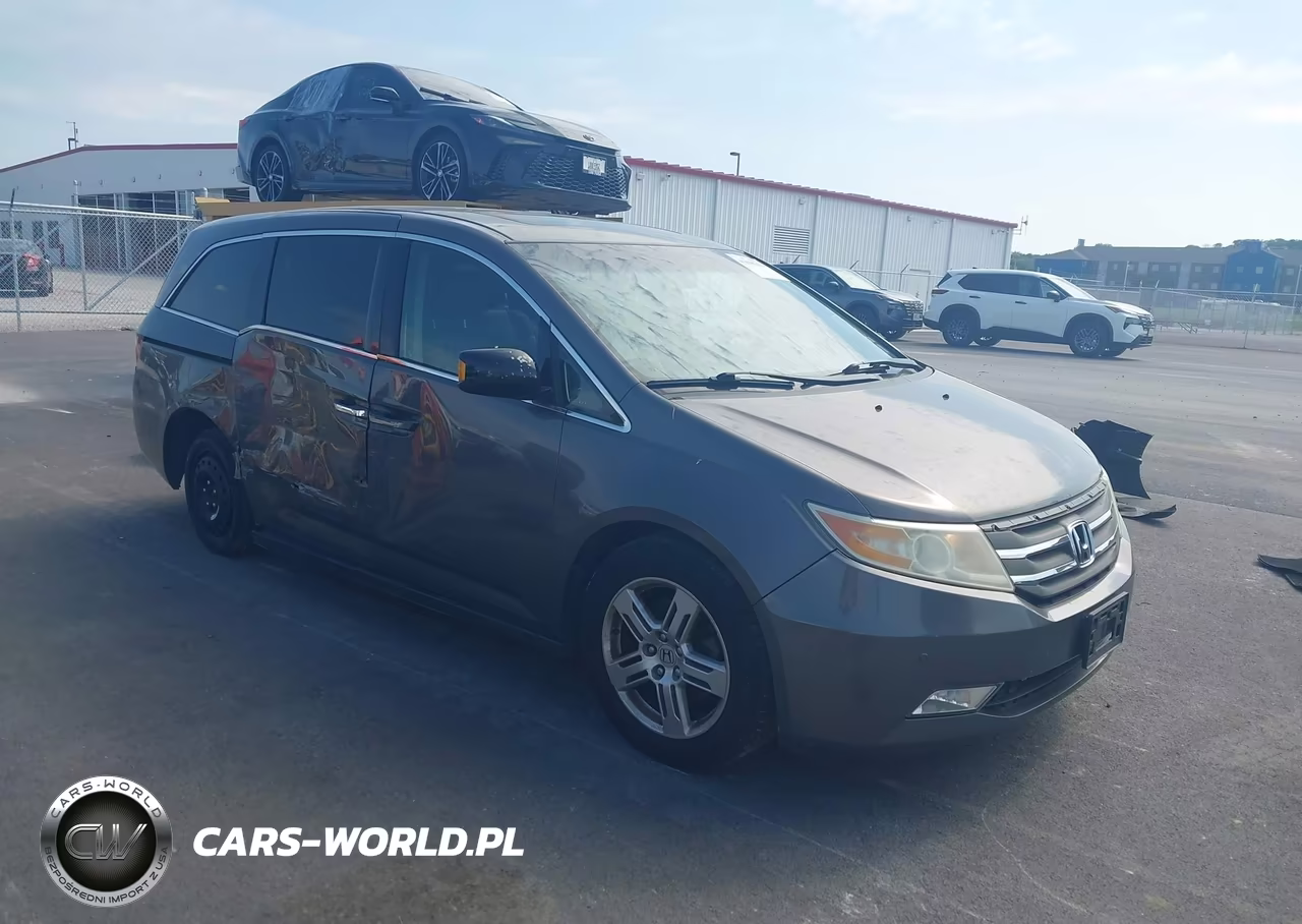 2011 Honda Odyssey Touring-Touring Elite