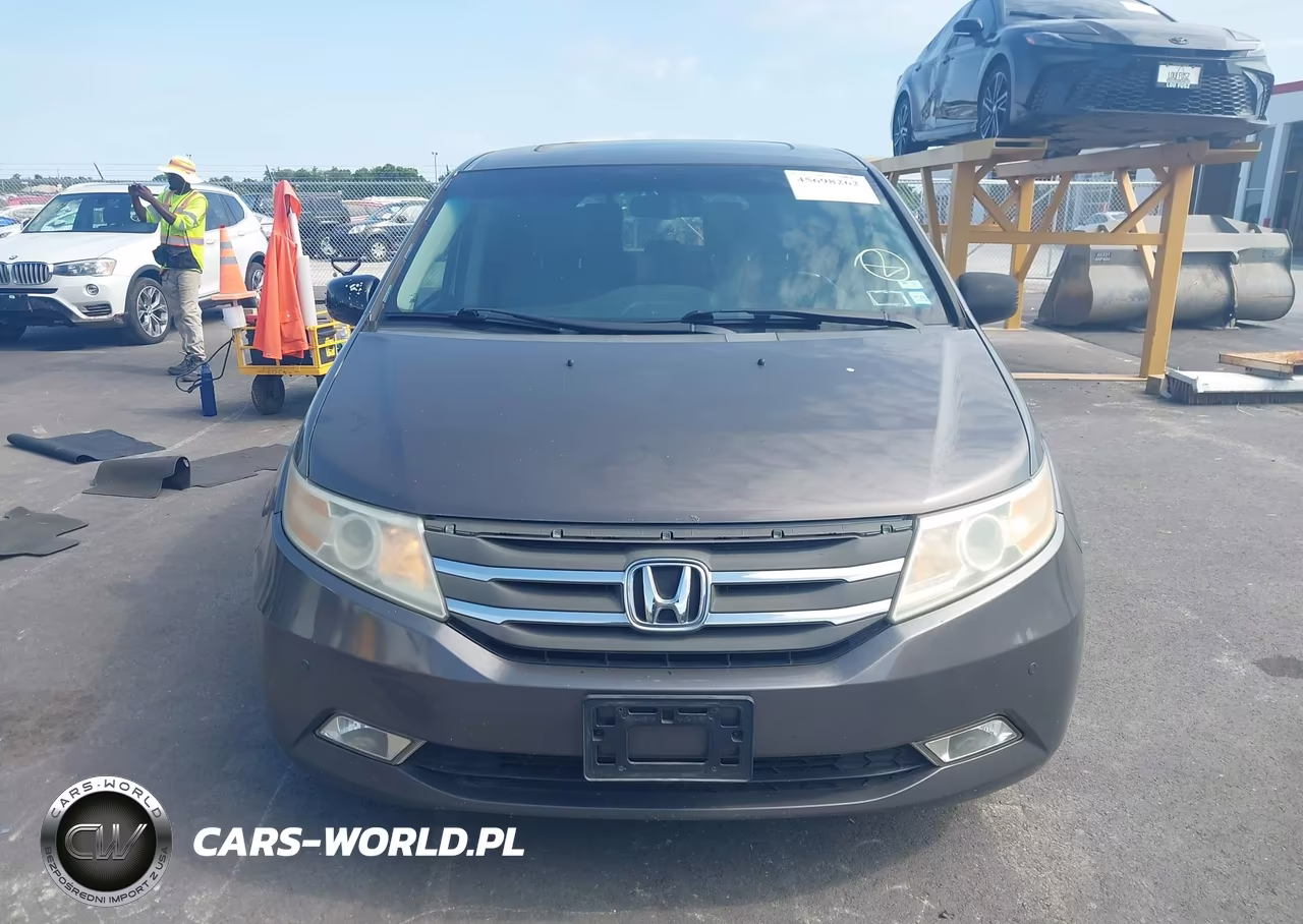 2011 Honda Odyssey Touring-Touring Elite VIN:5FNRL5H96BB092430 - 12