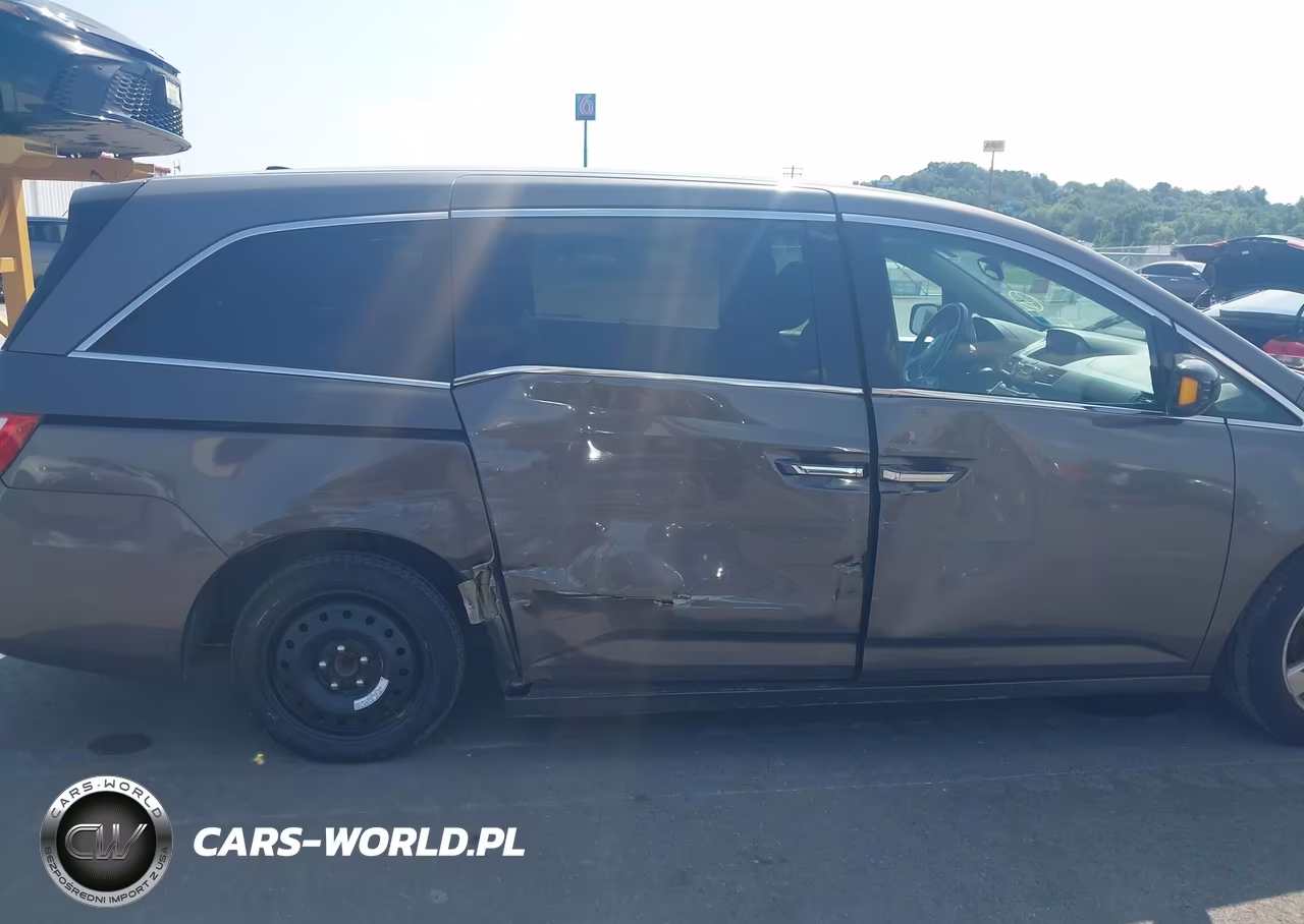 2011 Honda Odyssey Touring-Touring Elite VIN:5FNRL5H96BB092430 - 6