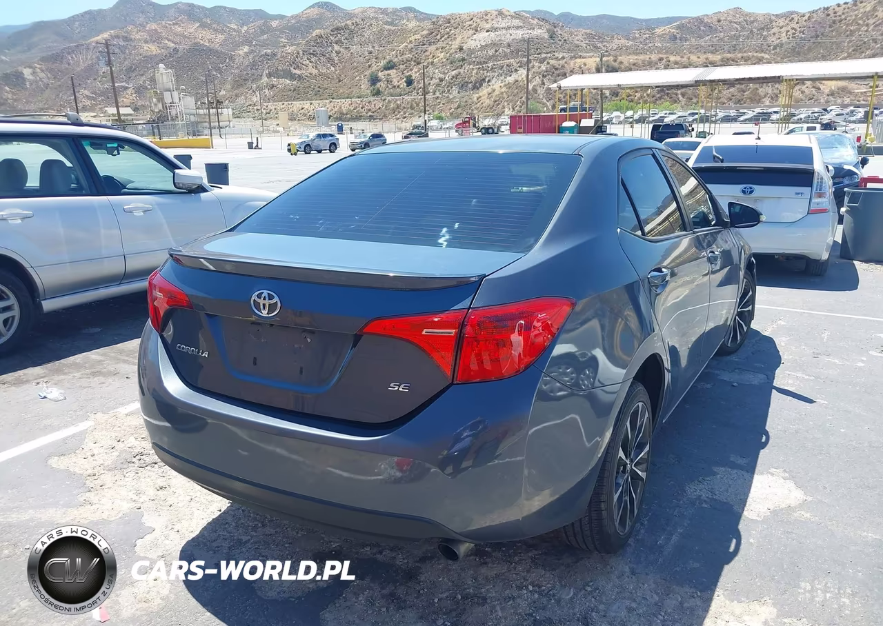 2017 Toyota Corolla Se VIN:2T1BURHE7HC942615 - 4
