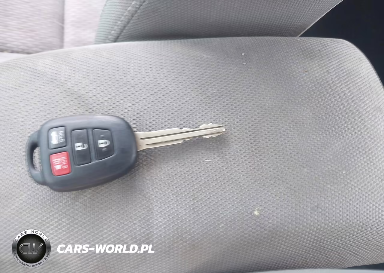 2016 Toyota Corolla Le Plus VIN:2T1BURHE6GC536744 - 11