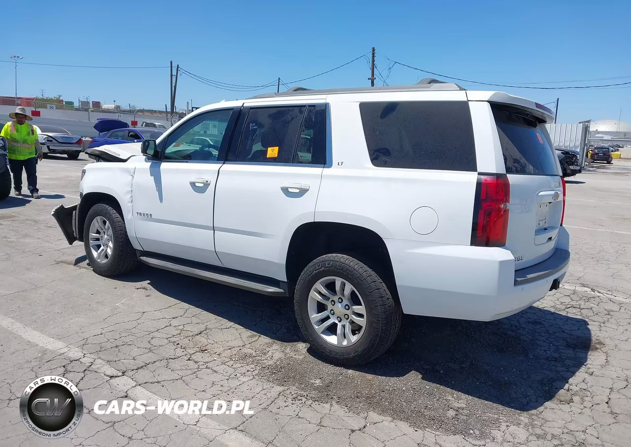 2018 Chevrolet Tahoe Lt VIN:1GNSKBKC4JR127778 - 3