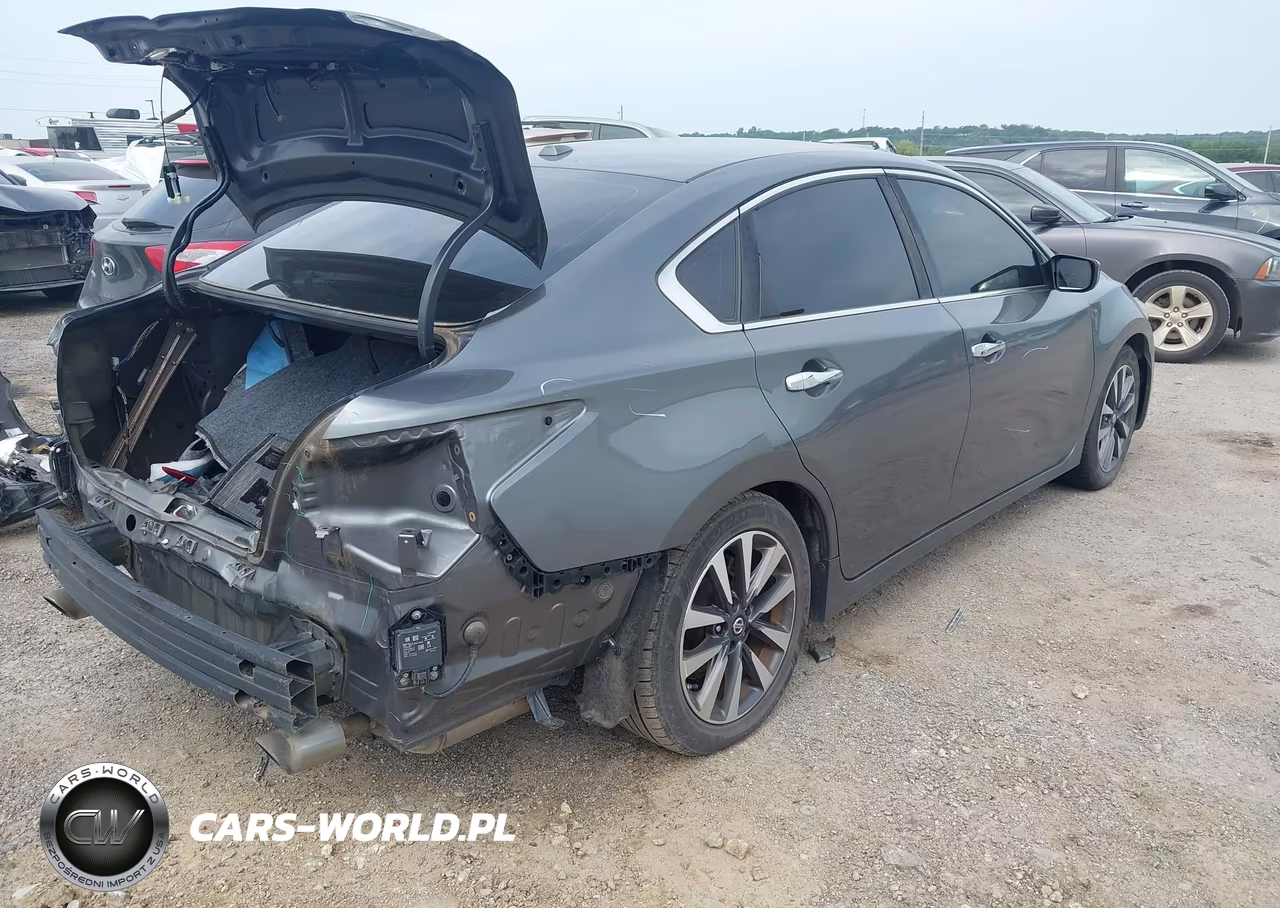 2017 Nissan Altima 2.5 Sv VIN:1N4AL3AP4HC249913 - 4