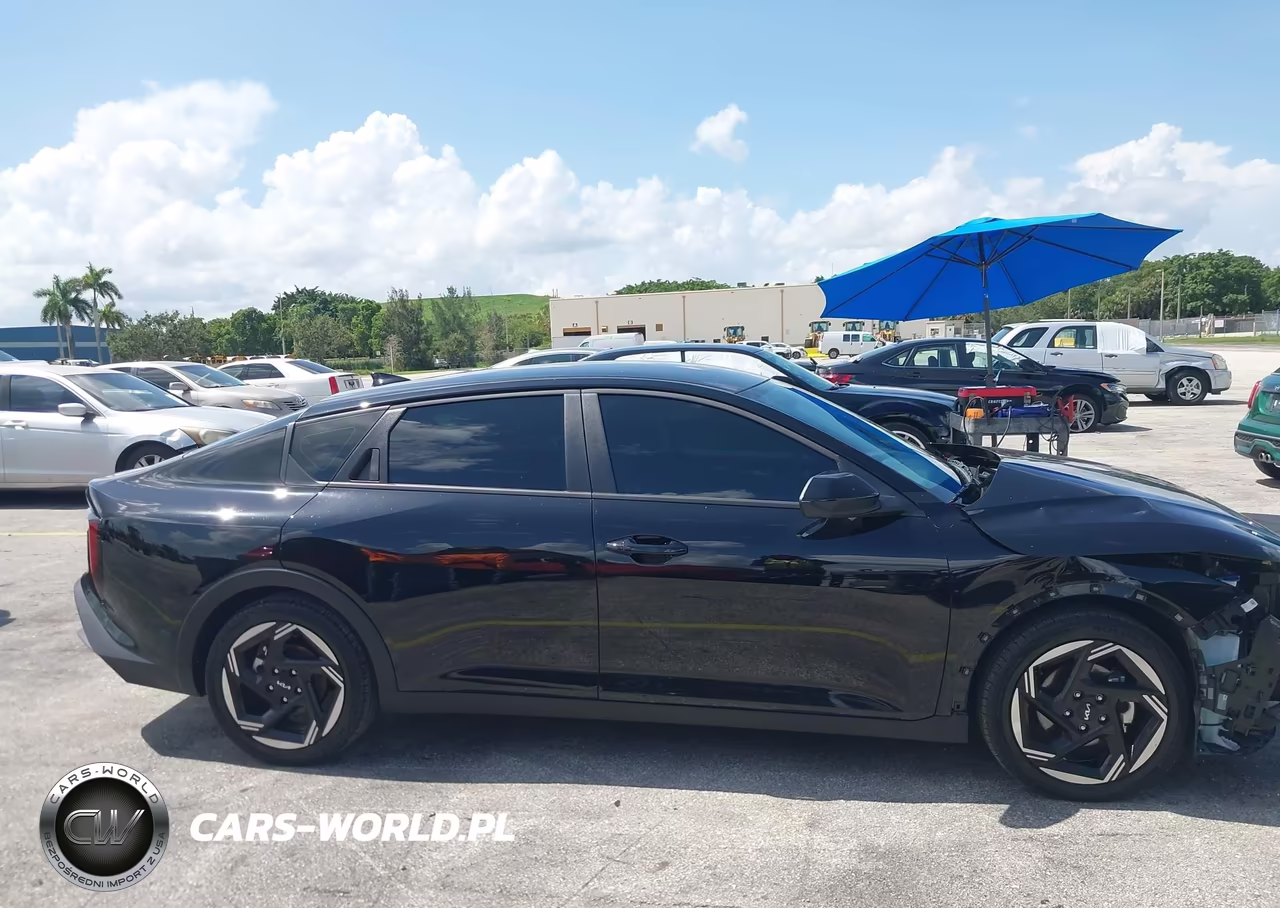 2025 Kia K4 Ex VIN:3KPFU4DE1SE213044 - 13