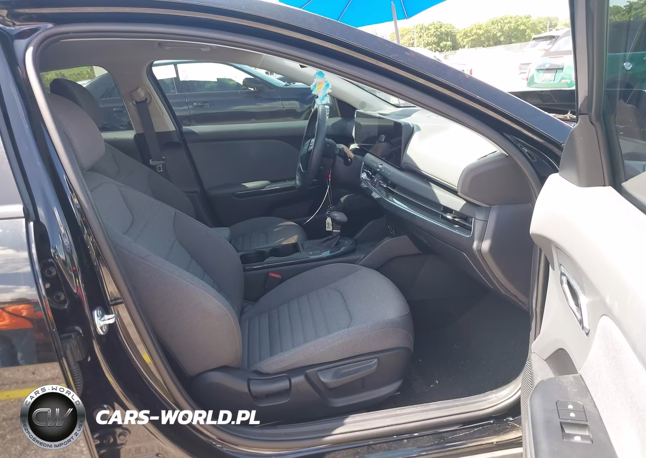 2025 Kia K4 Ex VIN:3KPFU4DE1SE213044 - 5