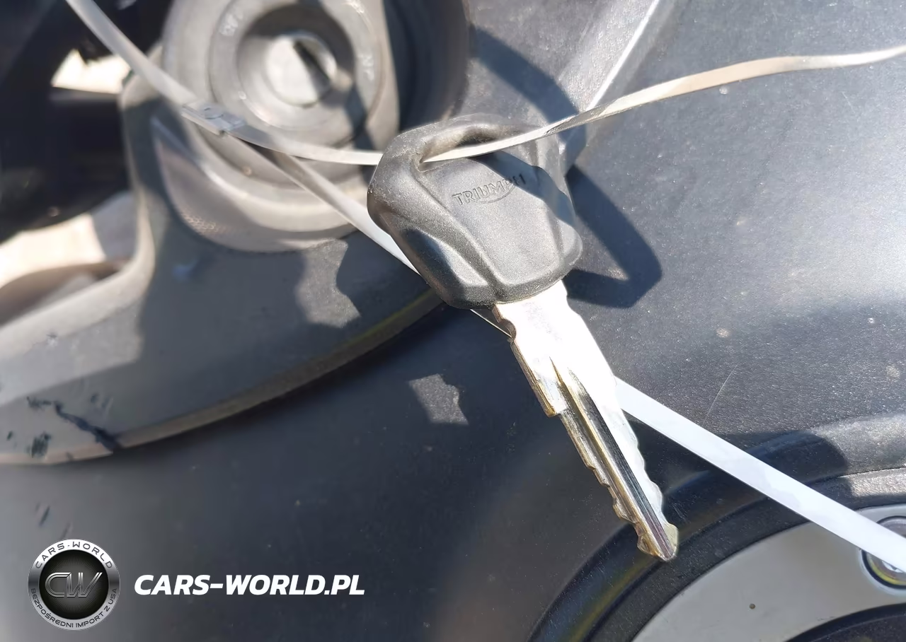 2022 Triumph Motorcycle Trident 660 VIN:SMTL10UL6NTBA1578 - 11