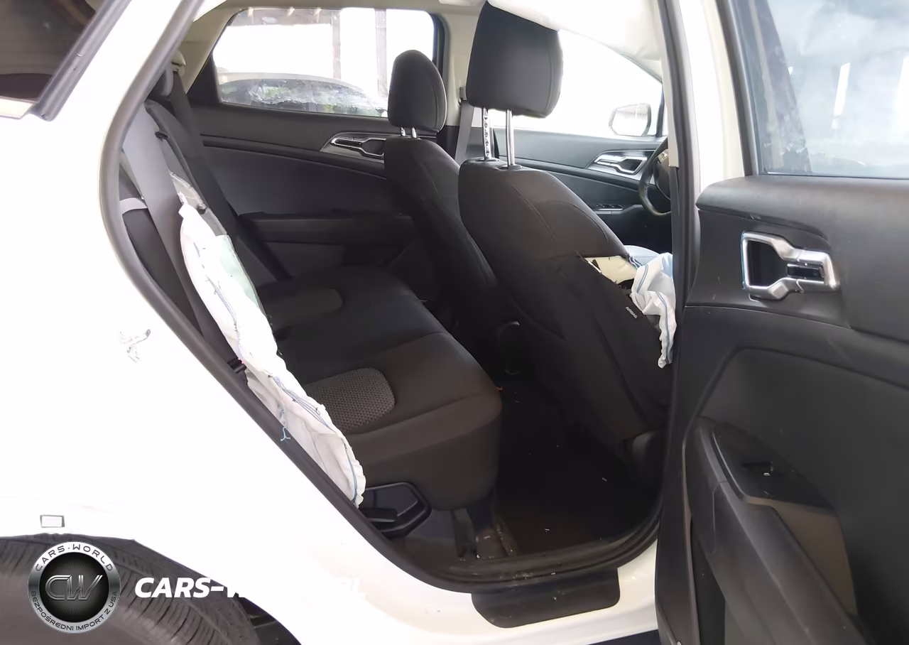 2026 Kia Sportage Hybrid Lx VIN:KNDPU3DG1T7330768 - 8