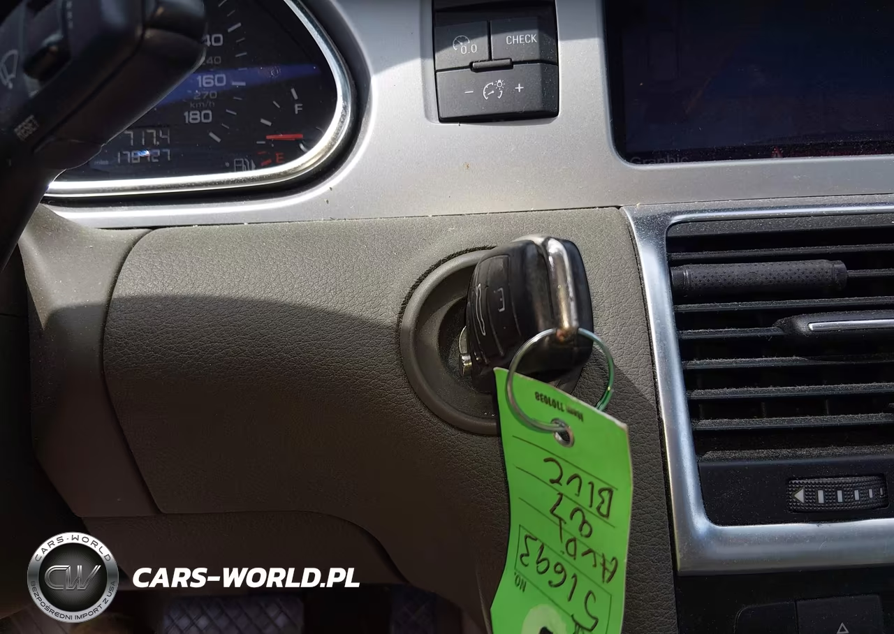 2012 Audi Q7 3.0T Premium VIN:WA1LGAFE2CD008335 - 11