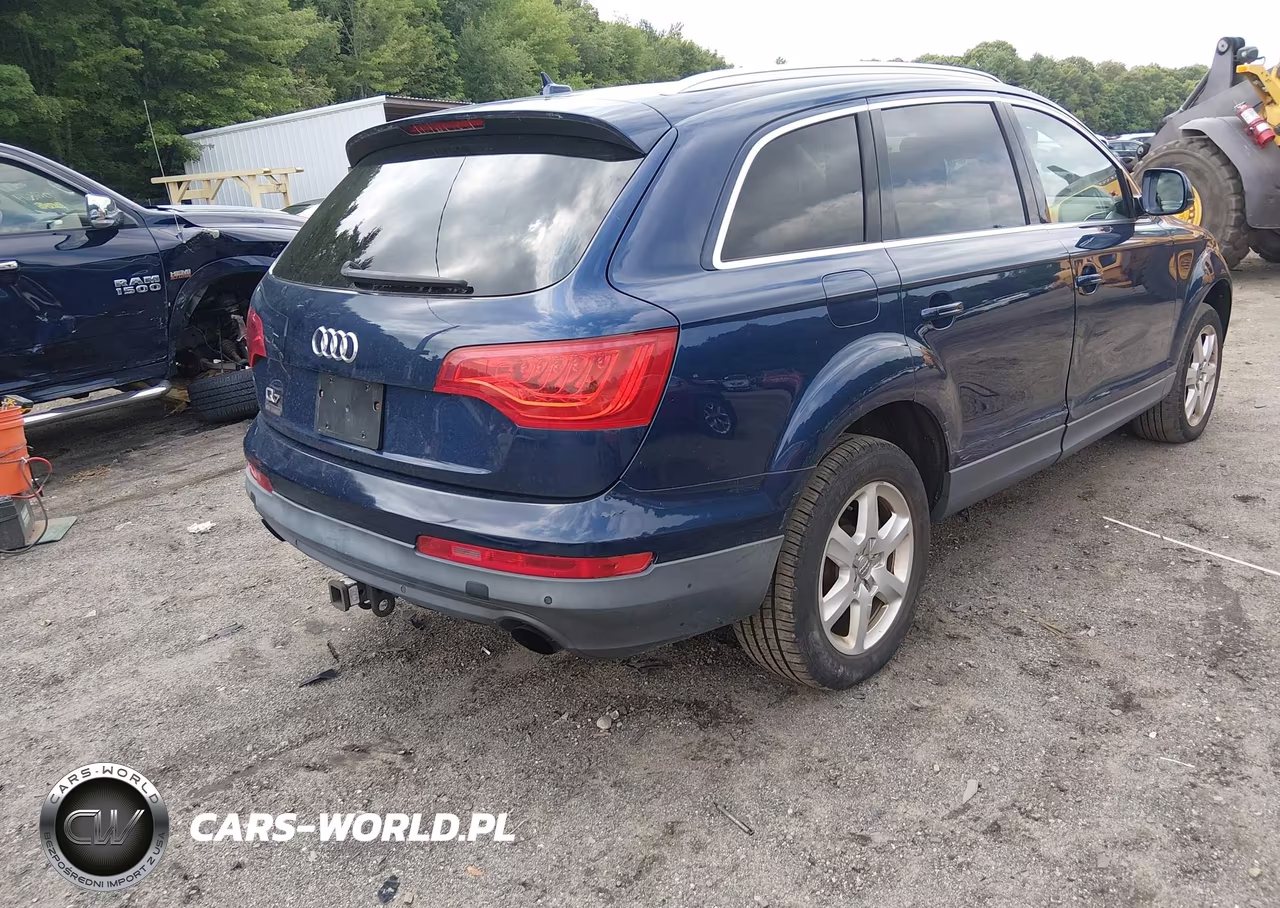 2012 Audi Q7 3.0T Premium VIN:WA1LGAFE2CD008335 - 4
