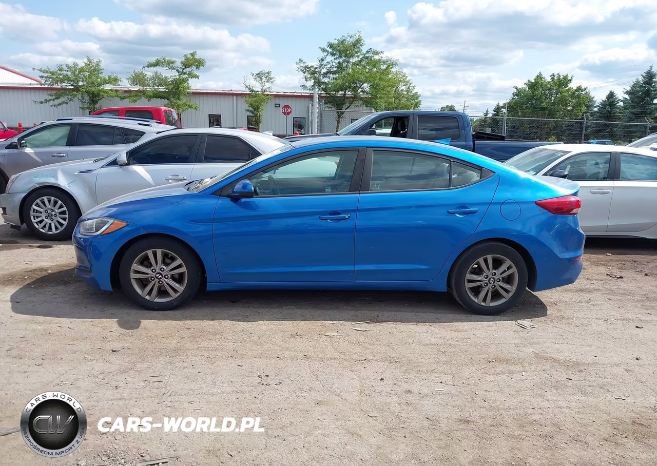 2018 Hyundai Elantra Sel VIN:5NPD84LF1JH244679 - 14