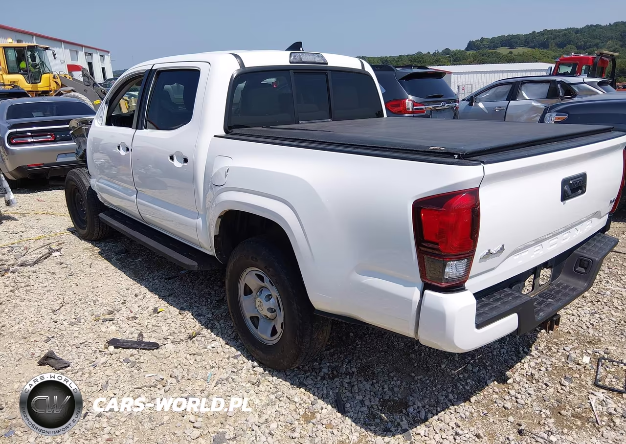 2019 Toyota Tacoma Sr V6 VIN:3TMCZ5AN9KM261024 - 3