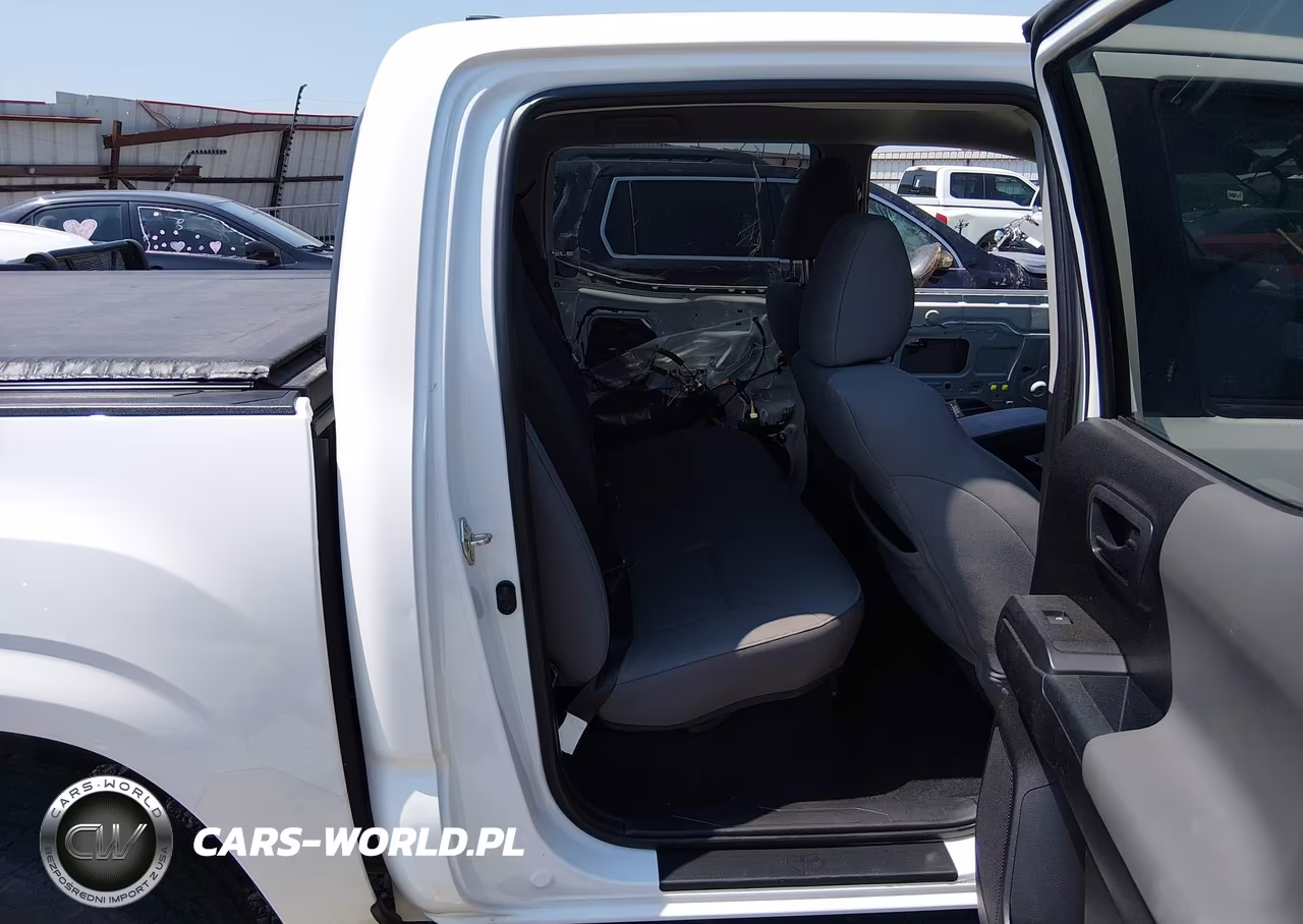 2019 Toyota Tacoma Sr V6 VIN:3TMCZ5AN9KM261024 - 8