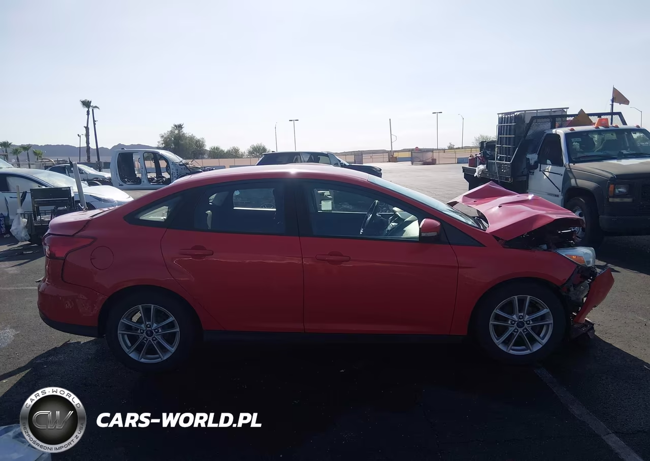 2015 Ford Focus Se VIN:1FADP3F26FL282794 - 14