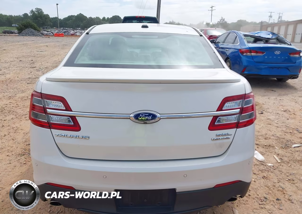 2016 Ford Taurus Sel VIN:1FAHP2E87GG103867 - 16