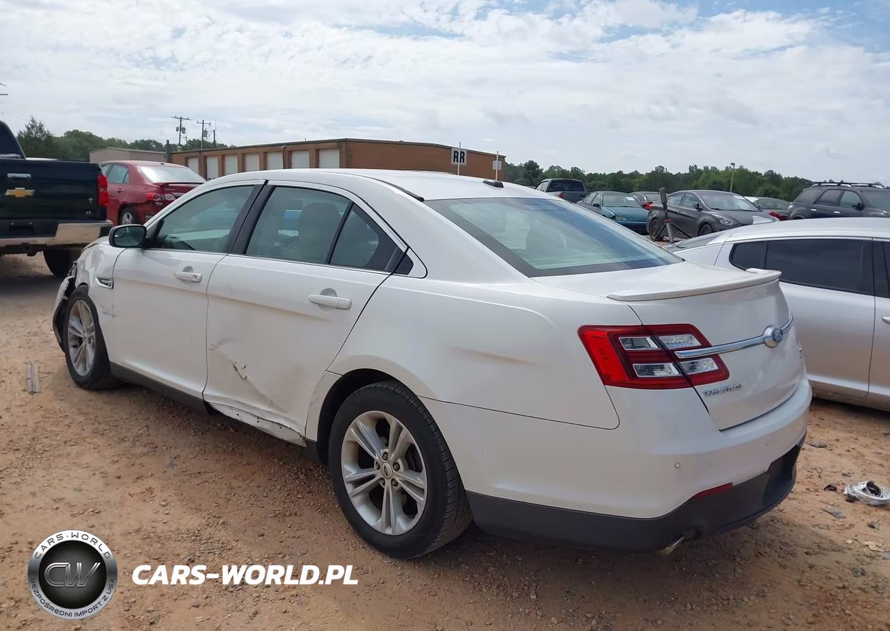 2016 Ford Taurus Sel VIN:1FAHP2E87GG103867 - 3