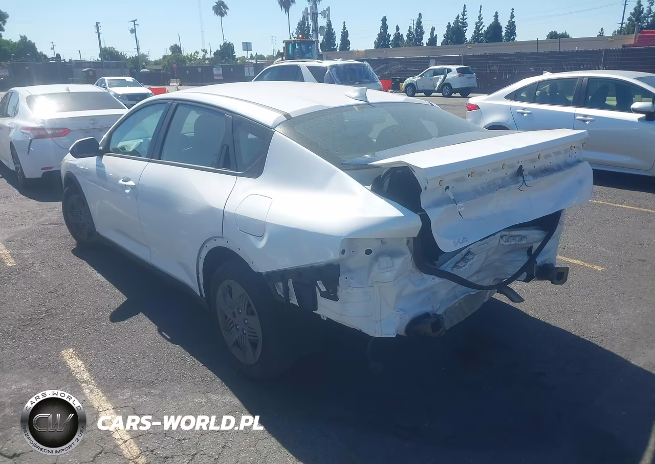 2025 Kia K4 Lx VIN:3KPFT4DE2SE139832 - 3