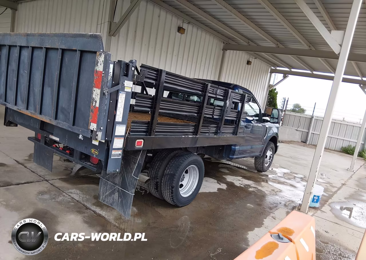 2018 Ford F-350 Chassis Xl VIN:1FDRF3G65JEC69578 - 4