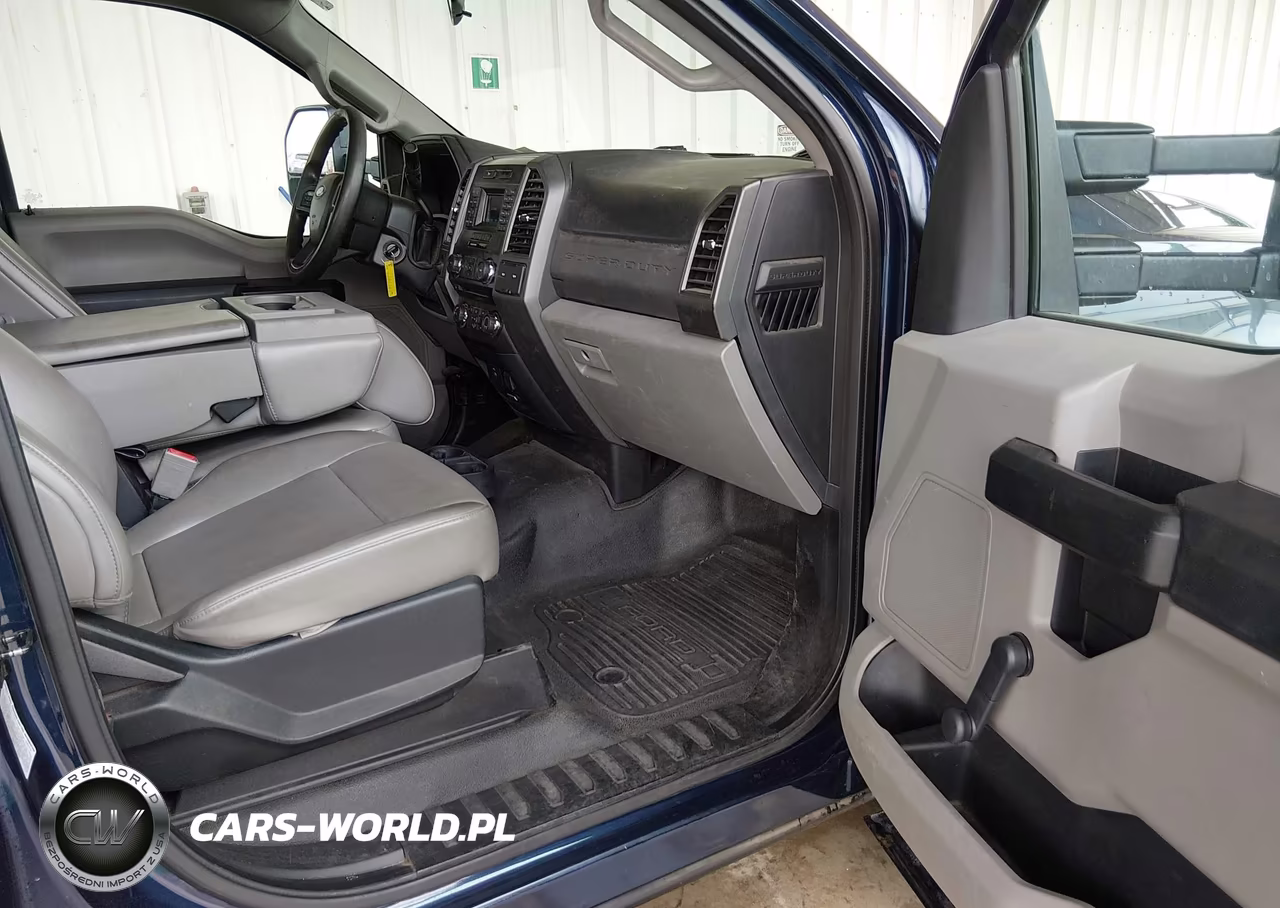 2018 Ford F-350 Chassis Xl VIN:1FDRF3G65JEC69578 - 5