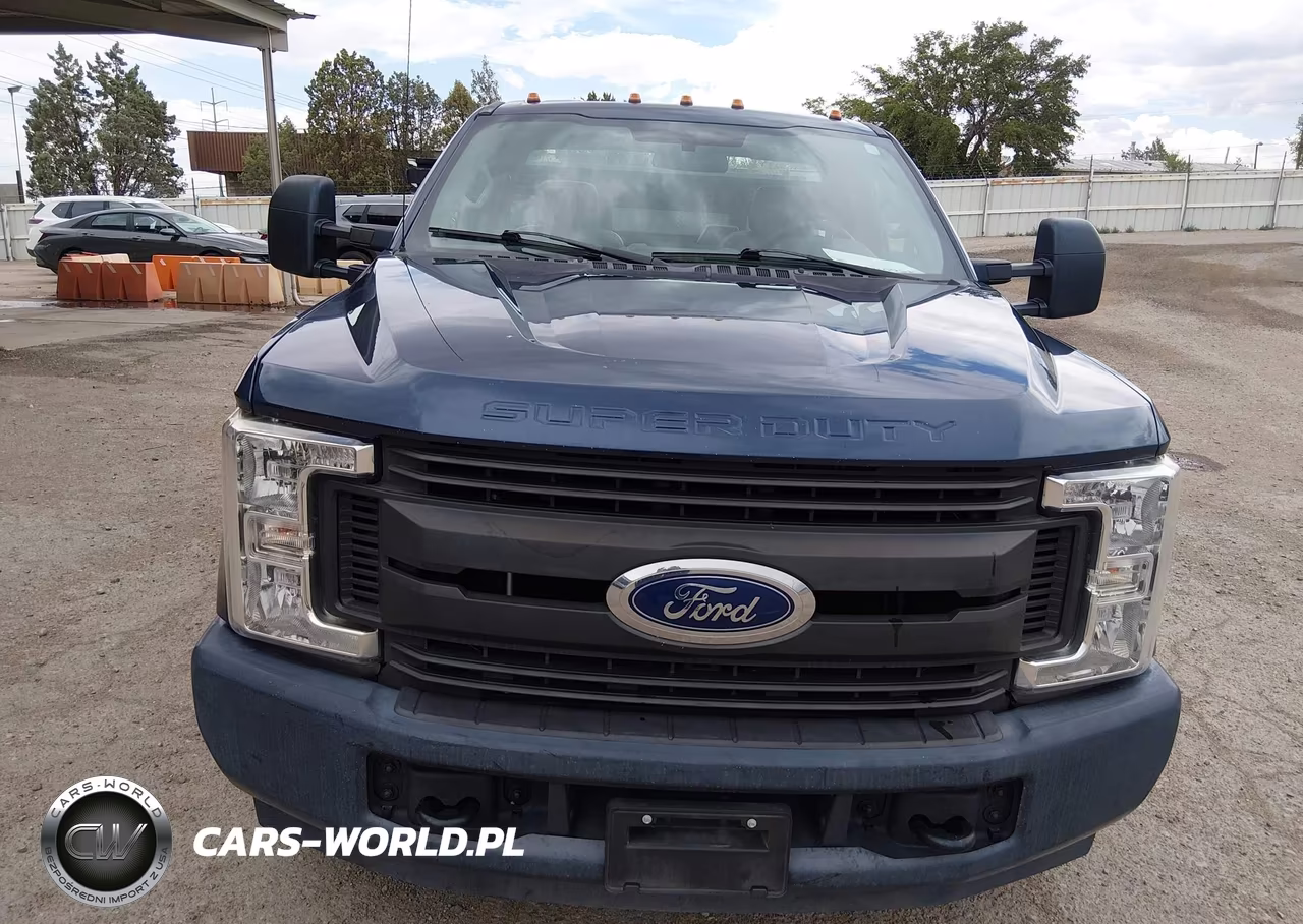 2018 Ford F-350 Chassis Xl VIN:1FDRF3G65JEC69578 - 6