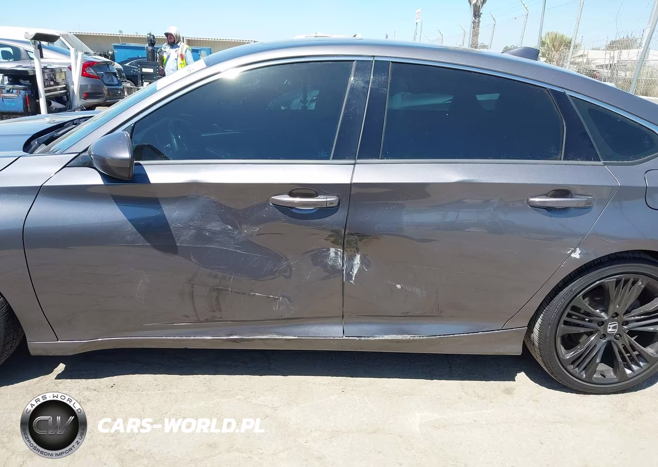 2018 Honda Accord Sport 2.0T VIN:1HGCV2F3XJA039333 - 6