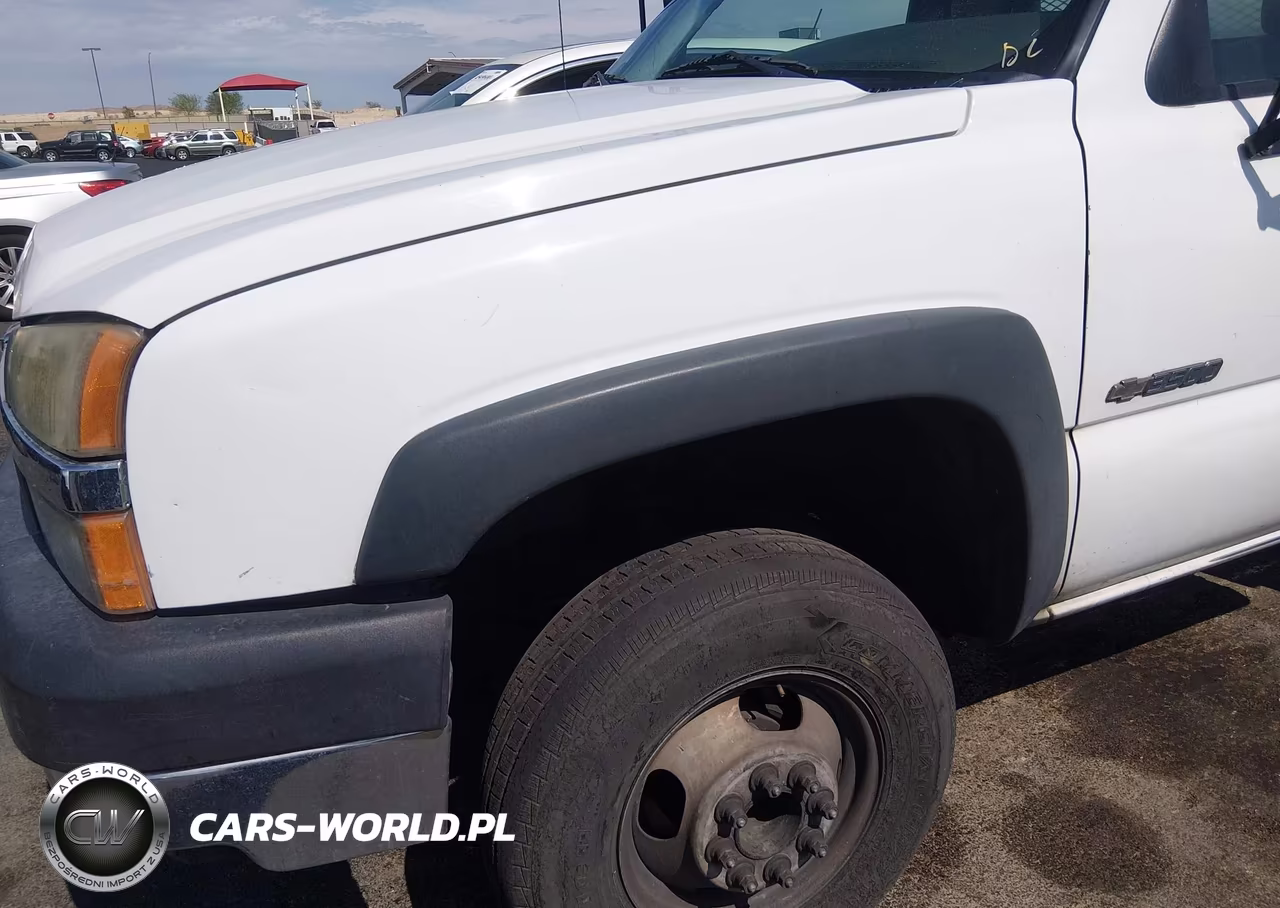 2004 Chevrolet Silverado 3500 Chassis Work Truck VIN:1GBJC34U24E342752 - 11