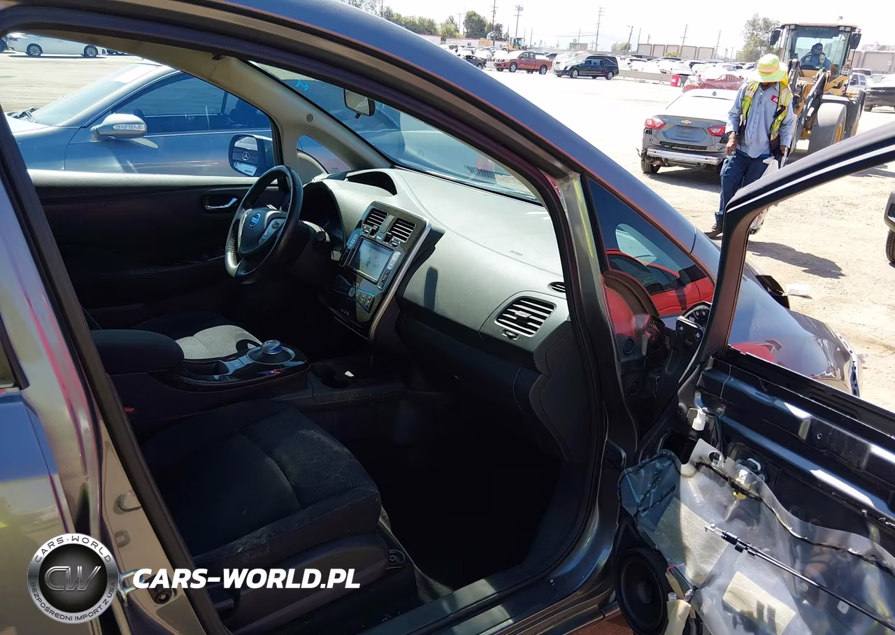 2017 Nissan Leaf Sv VIN:1N4BZ0CP8HC309707 - 5