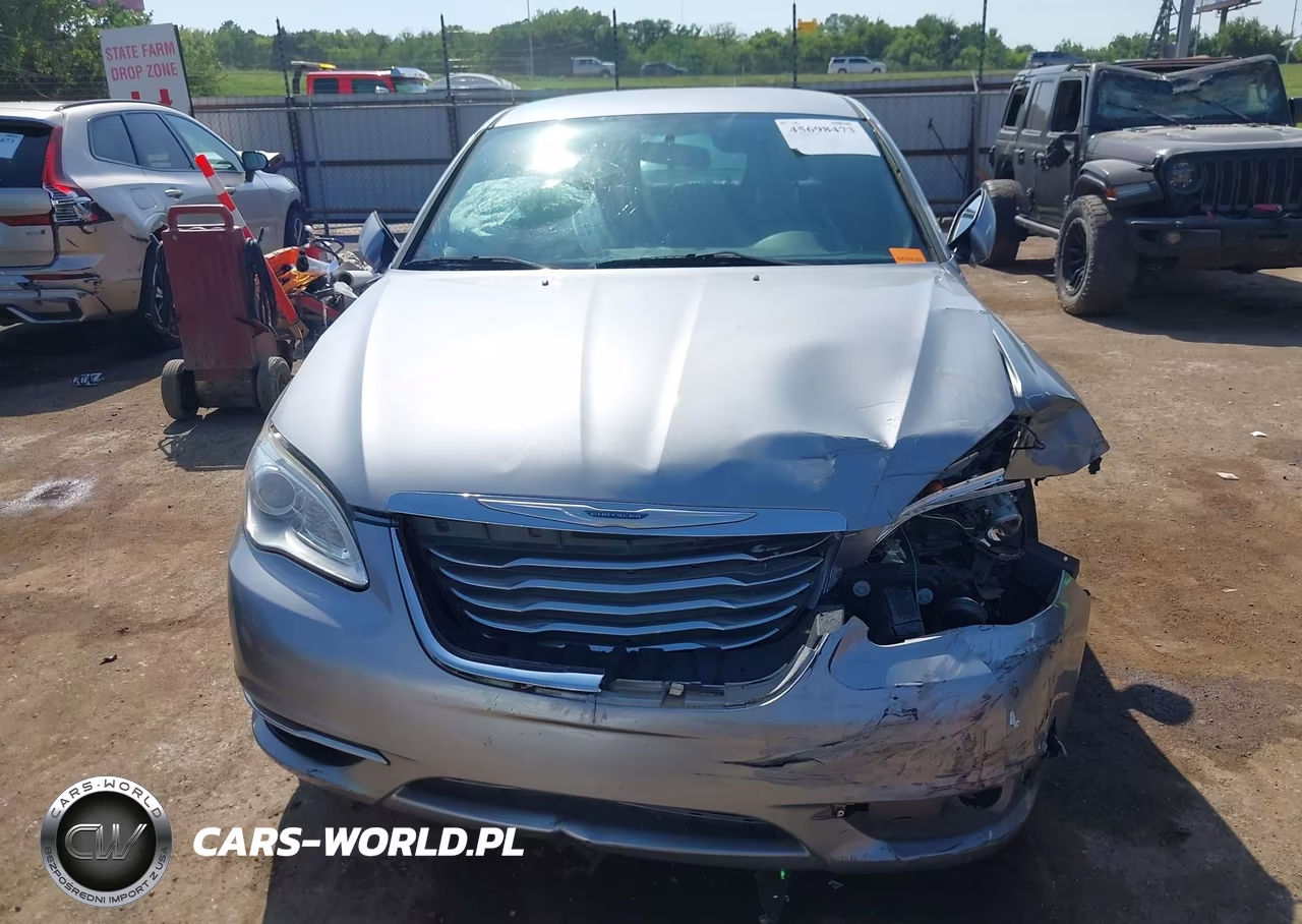2013 Chrysler 200 Touring VIN:1C3CCBBB7DN539629 - 12