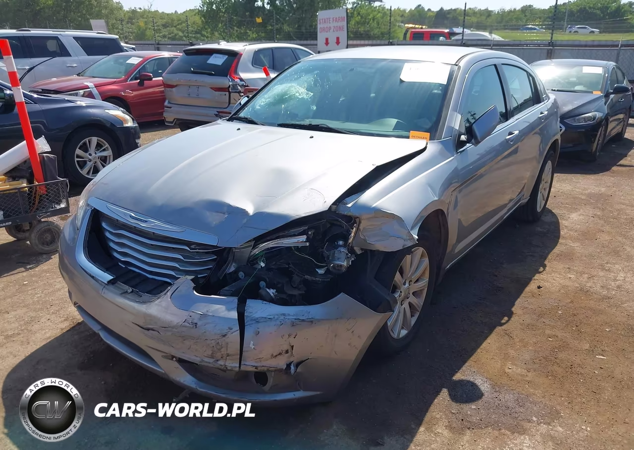 2013 Chrysler 200 Touring VIN:1C3CCBBB7DN539629 - 2
