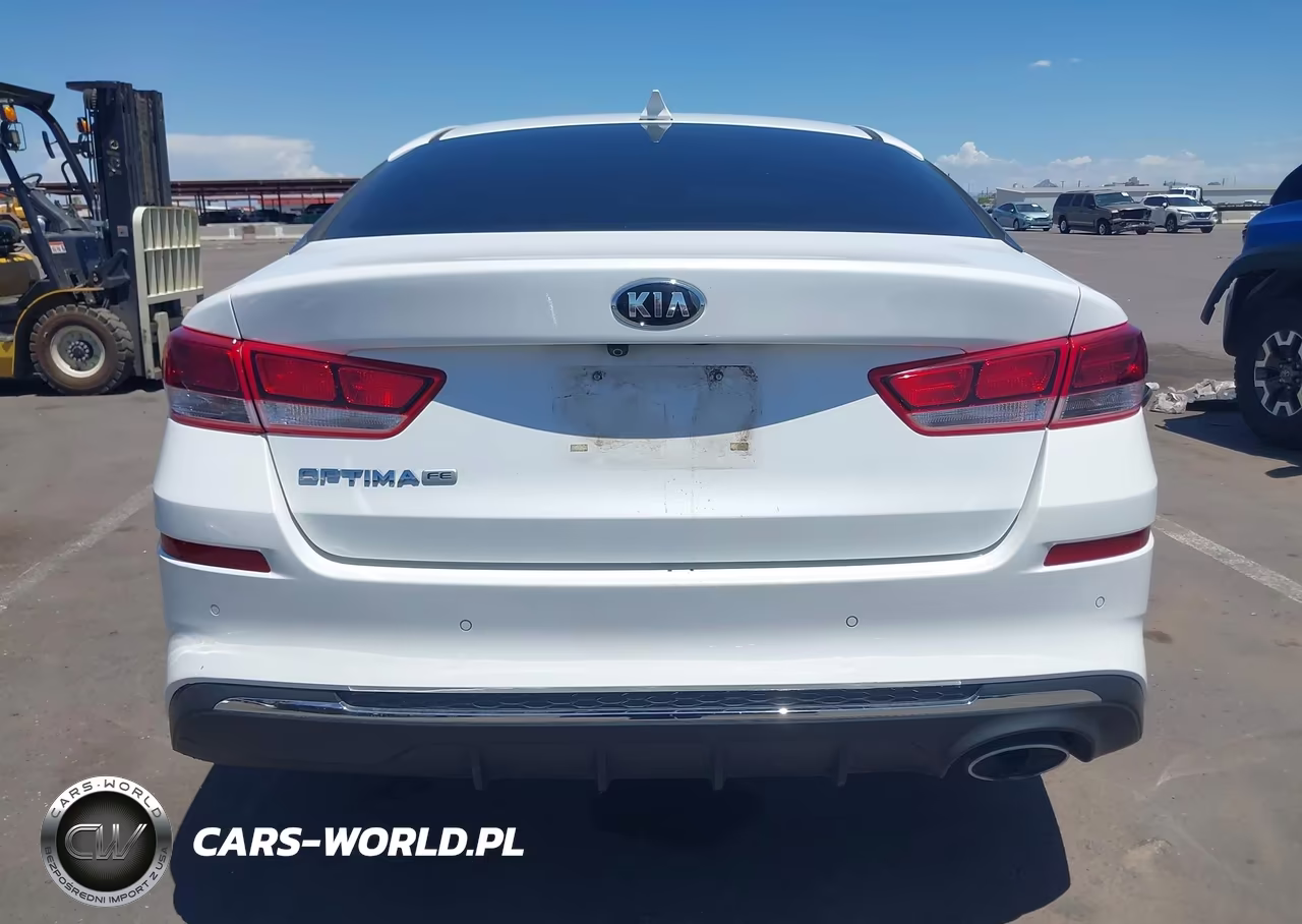 2019 Kia Optima Lx VIN:5XXGT4L38KG300020 - 17