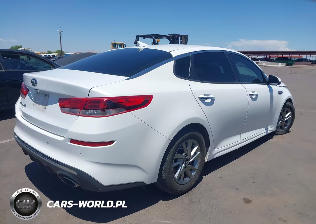 2019 Kia Optima Lx VIN:5XXGT4L38KG300020 - 4
