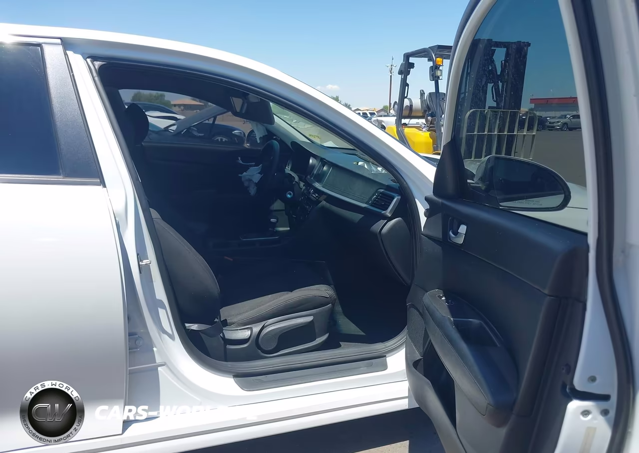 2019 Kia Optima Lx VIN:5XXGT4L38KG300020 - 5