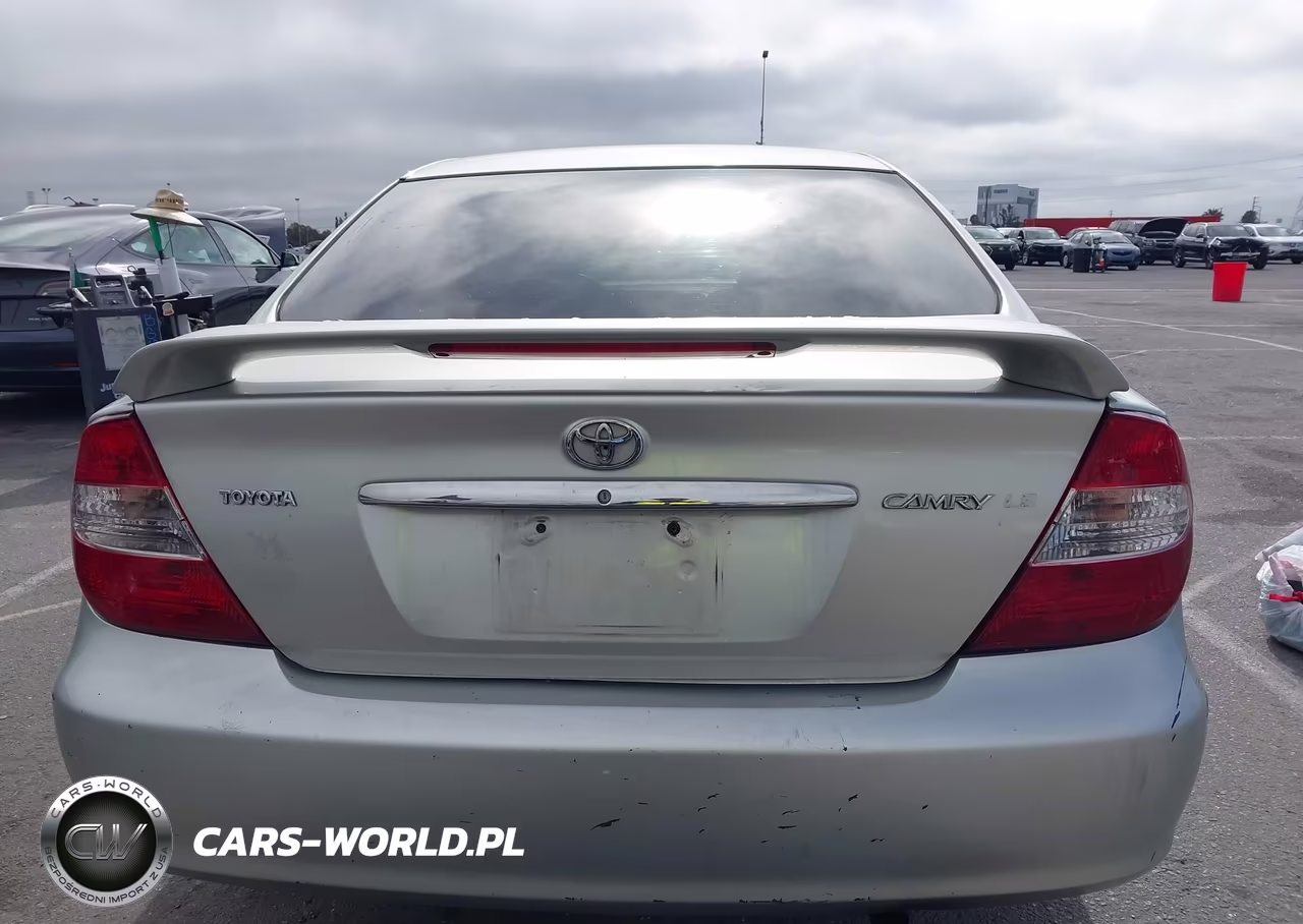 2003 Toyota Camry Le VIN:4T1BE32K43U154262 - 16
