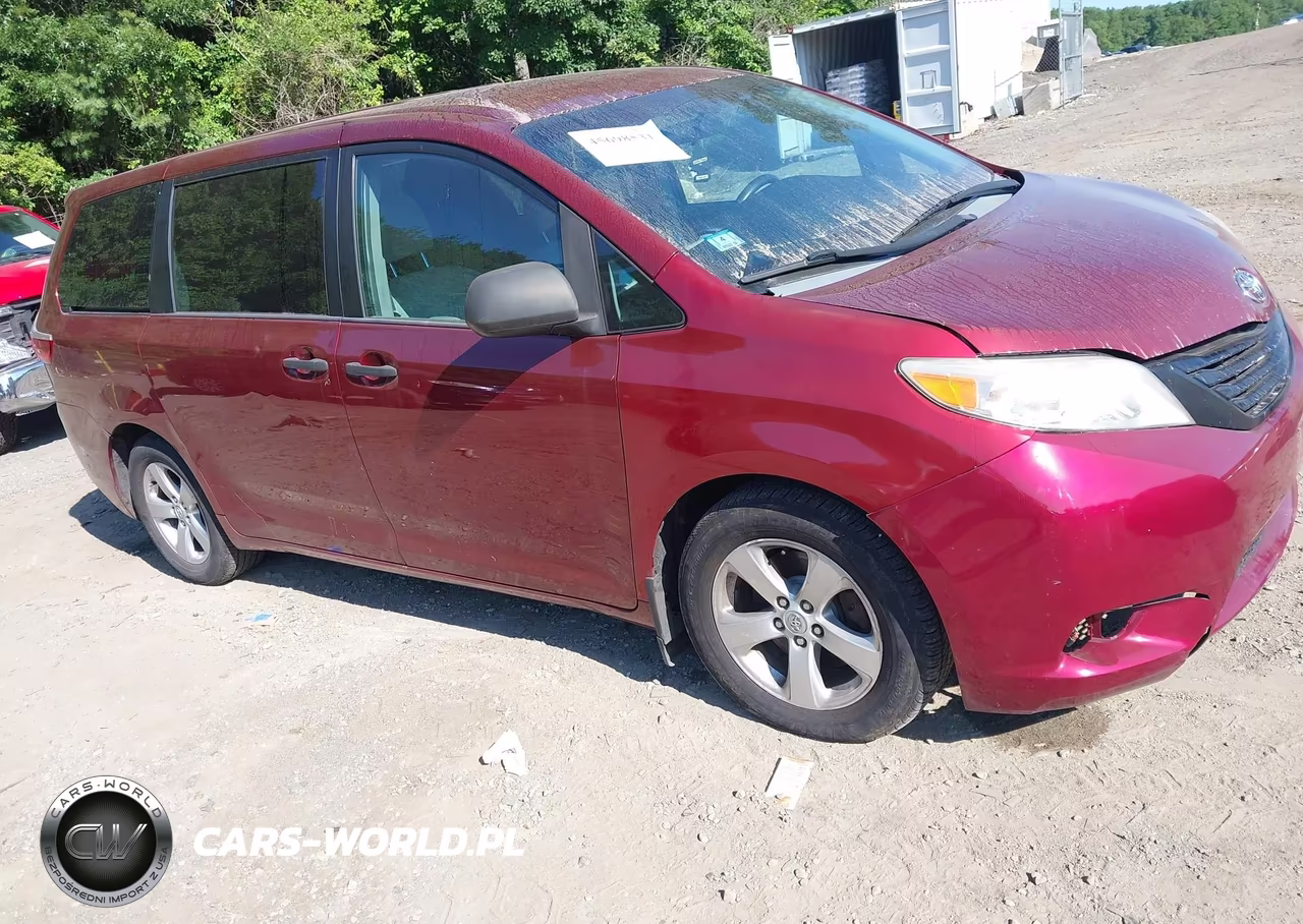 2015 Toyota Sienna L 7 Passenger