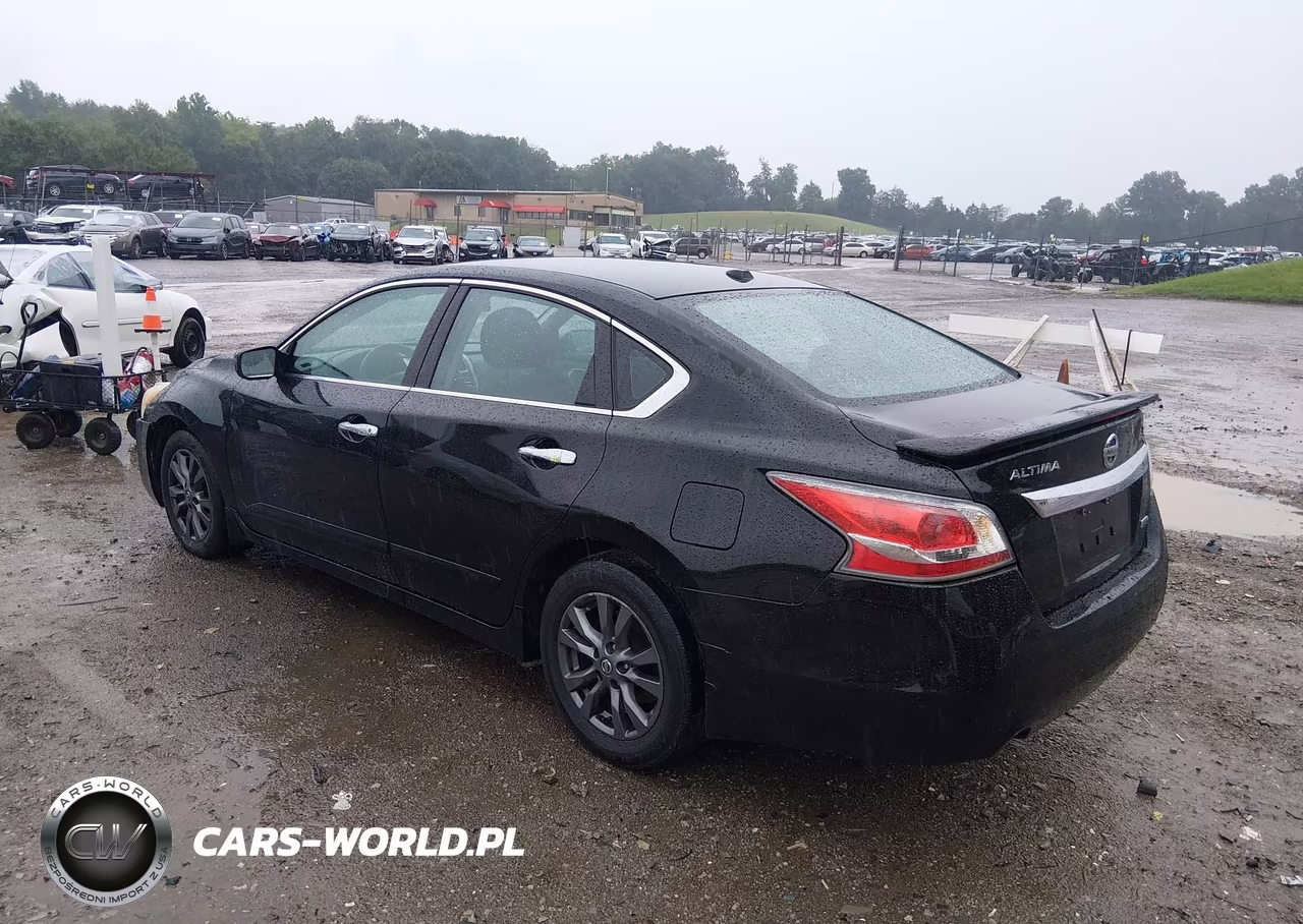 2015 Nissan Altima 2.5 S VIN:1N4AL3AP2FN905009 - 3