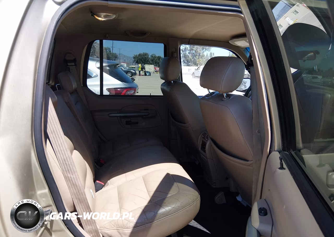 2001 Ford Explorer Sport Trac VIN:1FMZU67E11UC23296 - 8