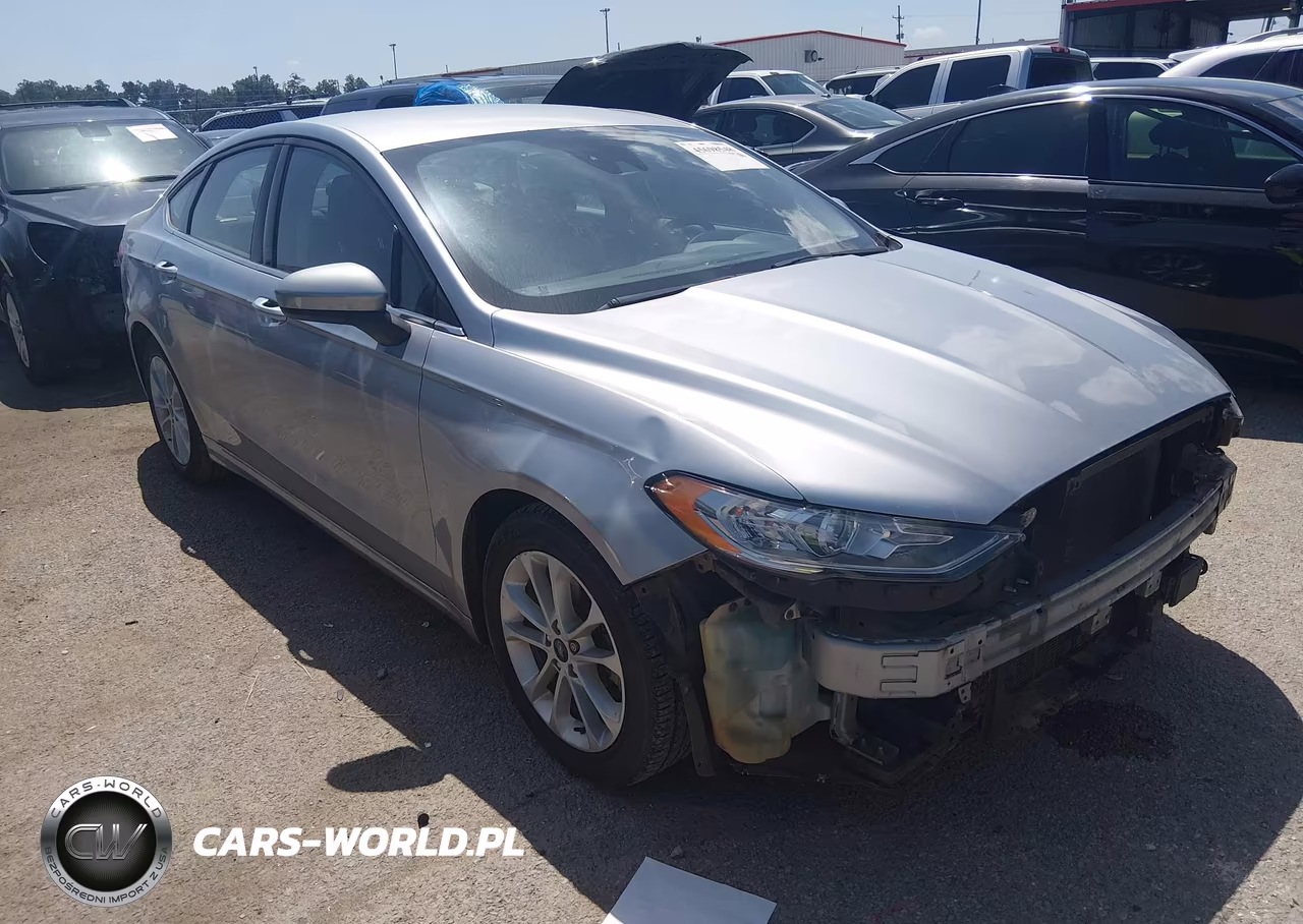 2020 Ford Fusion Se – zdjęcie 1 z 17