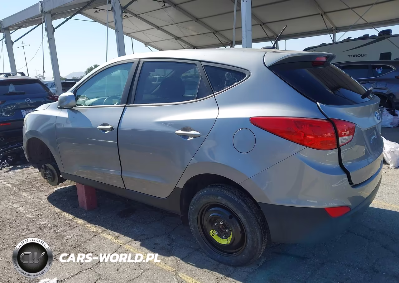 2015 Hyundai Tucson Gls VIN:KM8JT3AF9FU070819 - 3