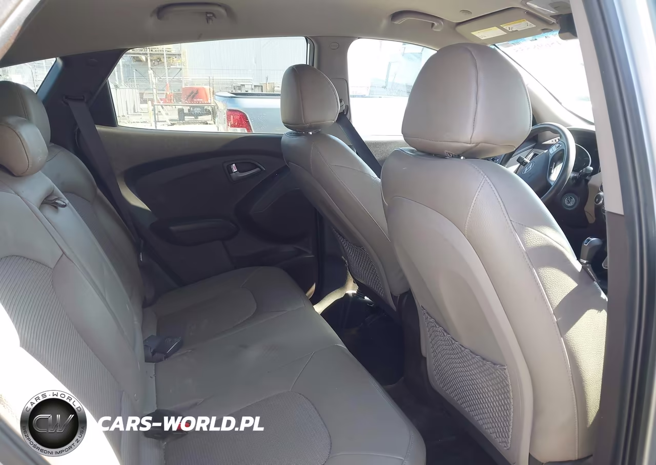 2015 Hyundai Tucson Gls VIN:KM8JT3AF9FU070819 - 8