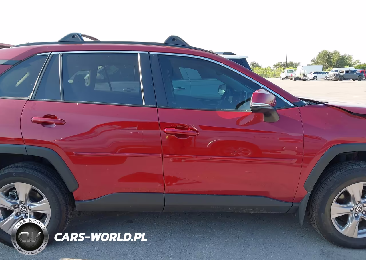 2025 Toyota Rav4 Xle VIN:2T3W1RFV9SW393378 - 14