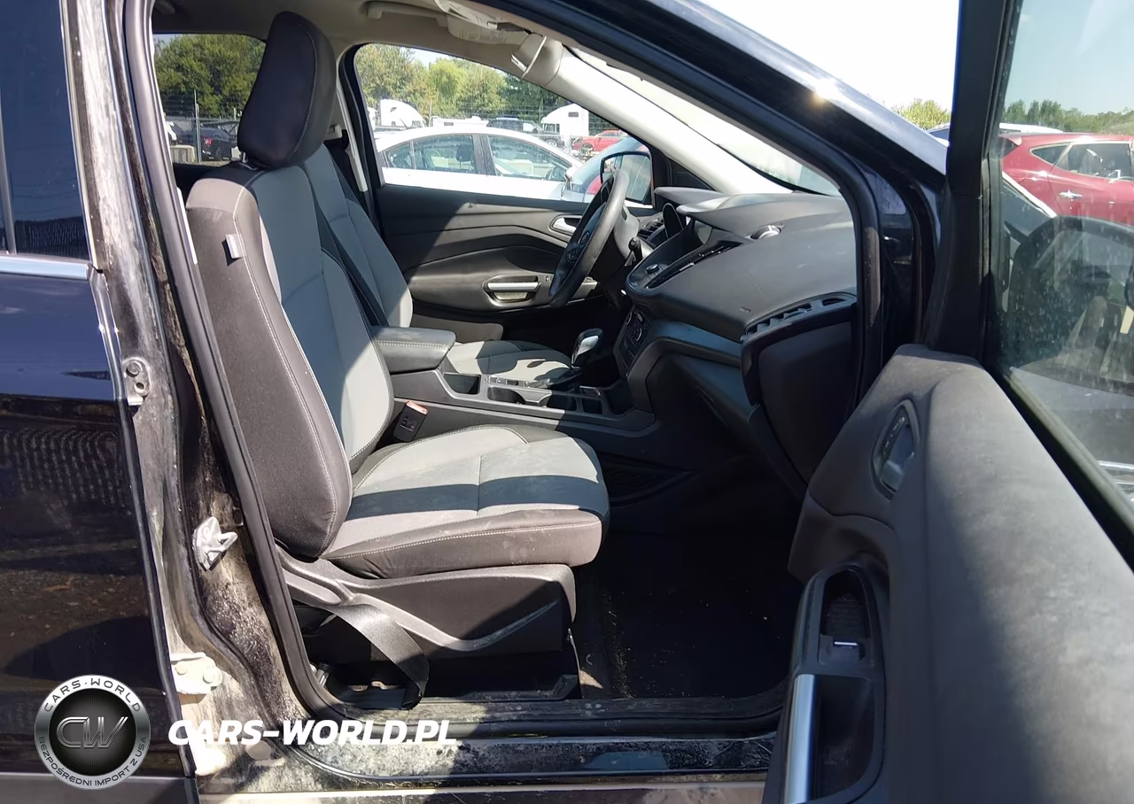 2019 Ford Escape Se VIN:1FMCU9GD6KUB54136 - 5