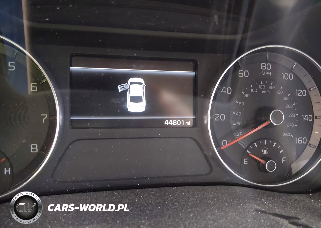 2023 Kia Forte Lxs VIN:3KPF24AD3PE651010 - 18