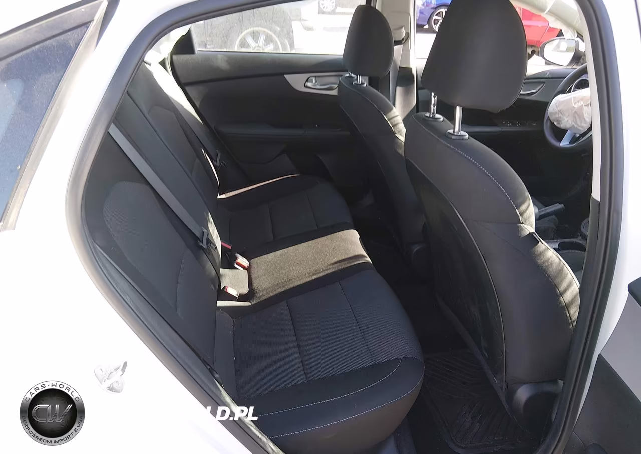 2023 Kia Forte Lxs VIN:3KPF24AD3PE651010 - 8