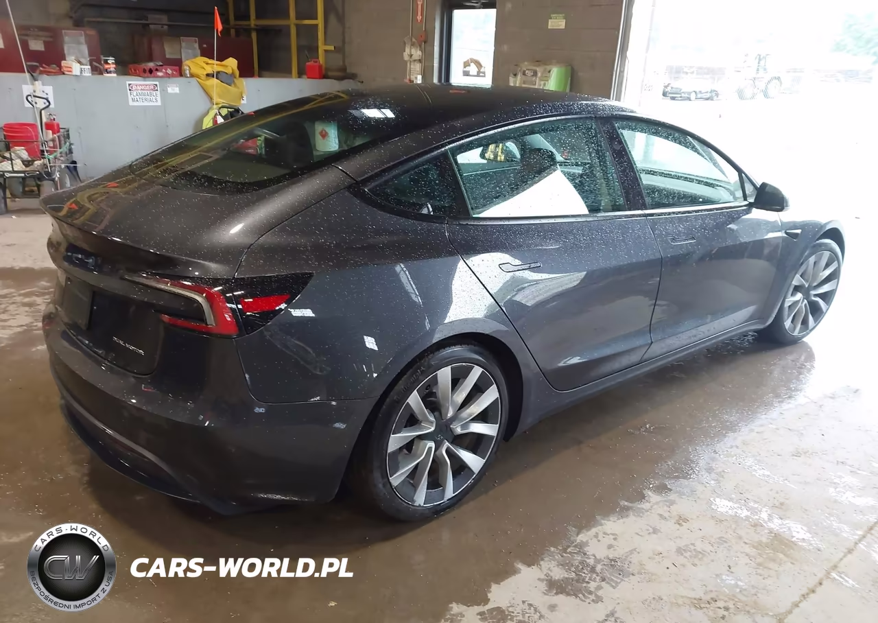 2024 Tesla Model 3 Long Range Dual Motor All-Wheel Drive VIN:5YJ3E1EB4RF809675 - 4