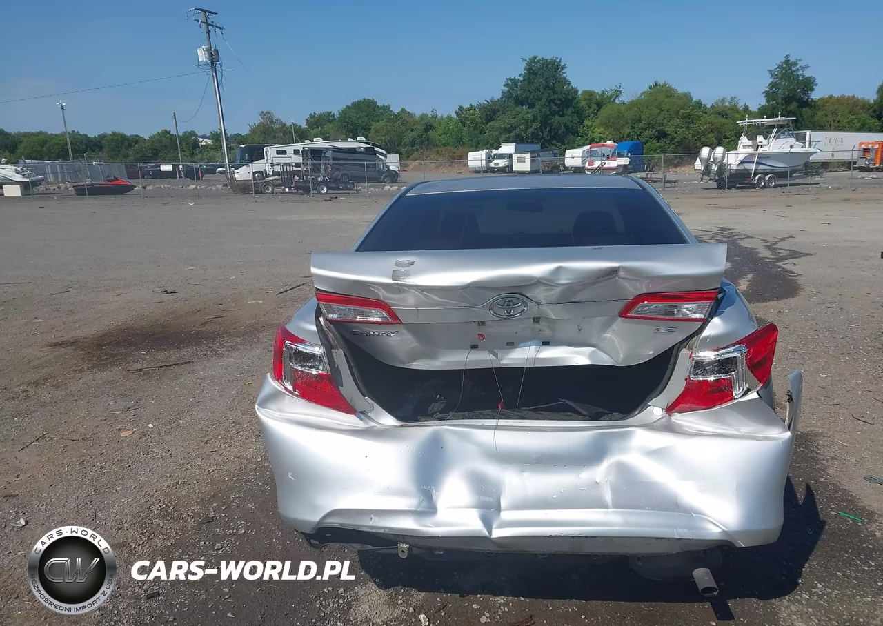 2014 Toyota Camry Le VIN:4T1BF1FK5EU812380 - 16