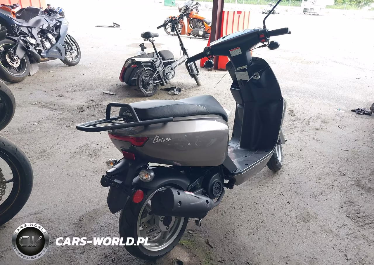 2023 Genuine Scooter Co. Brio 50I VIN:L4HGDTC10P6000019 - 4