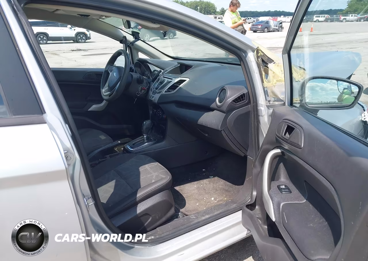 2012 Ford Fiesta Se VIN:3FADP4BJ8CM207642 - 5