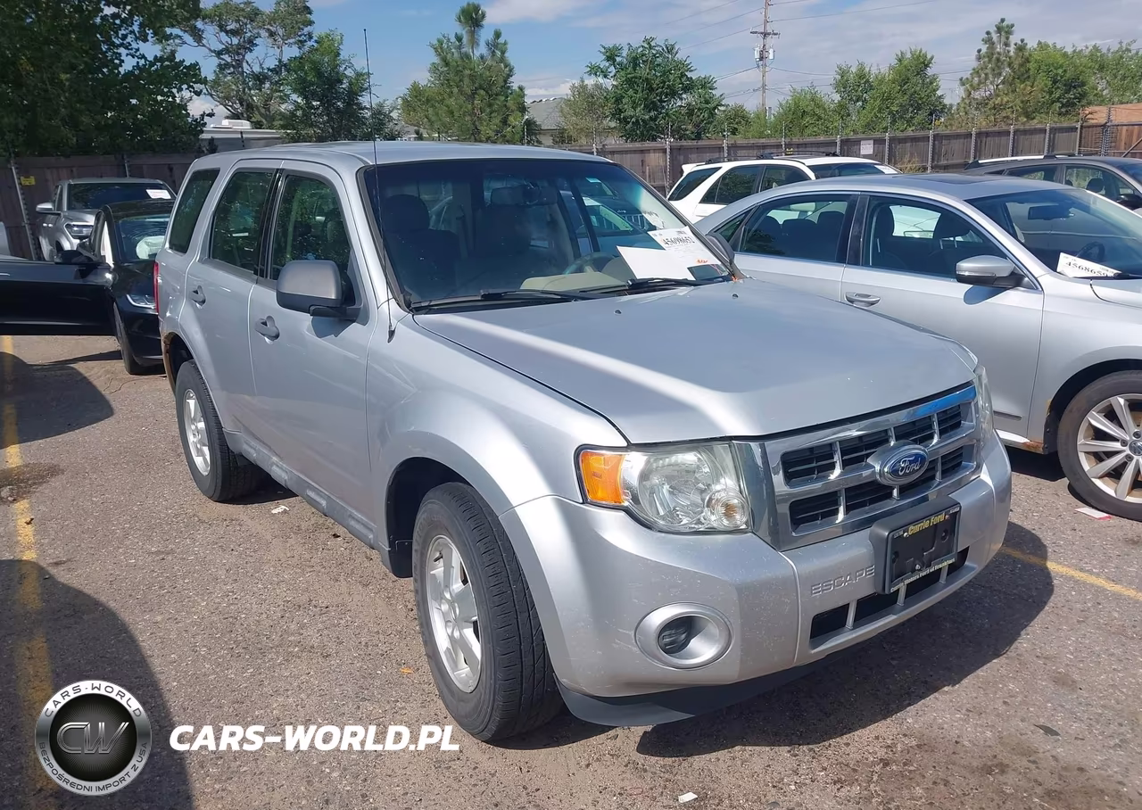 2012 Ford Escape Xls VIN:1FMCU0C75CKB77013 - 1