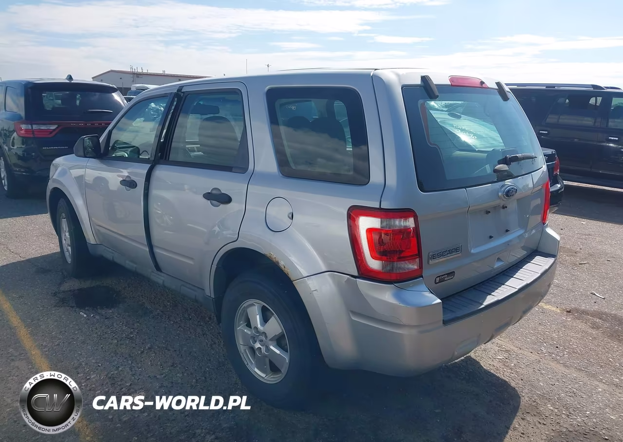 2012 Ford Escape Xls VIN:1FMCU0C75CKB77013 - 3